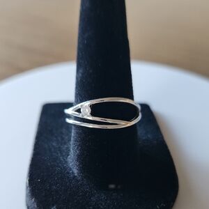 Pretty Bird Jewelry White Gold Plated Ring With CZ Stone